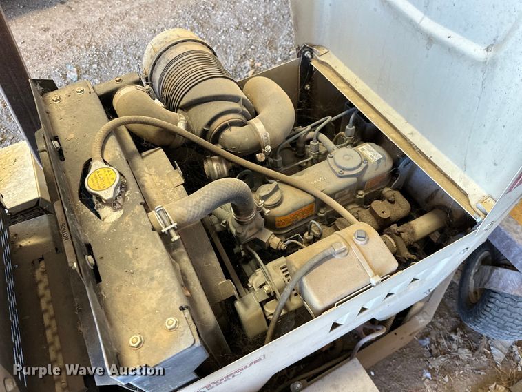 image for item NR9777 2010 Grasshopper  930D ZTR lawn mower