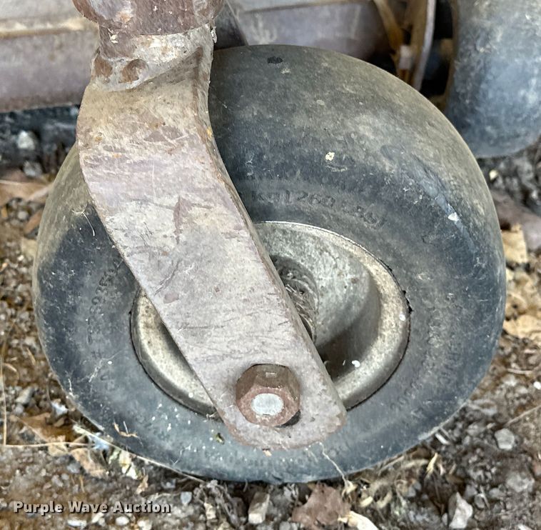 image for item NR9777 2010 Grasshopper  930D ZTR lawn mower