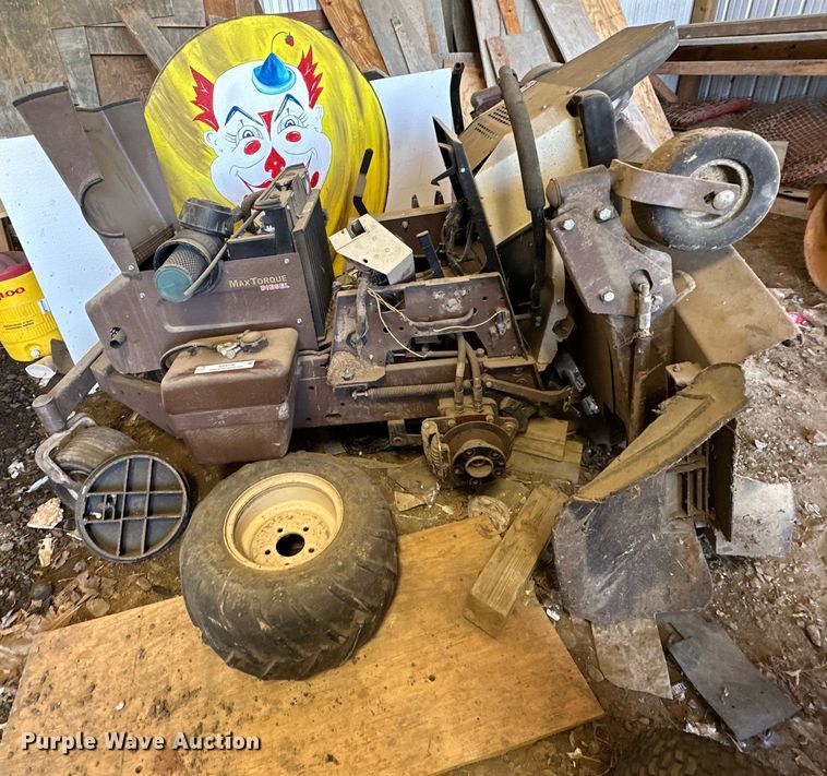 image for item NR9778 Grasshopper  722D ZTR lawn mower