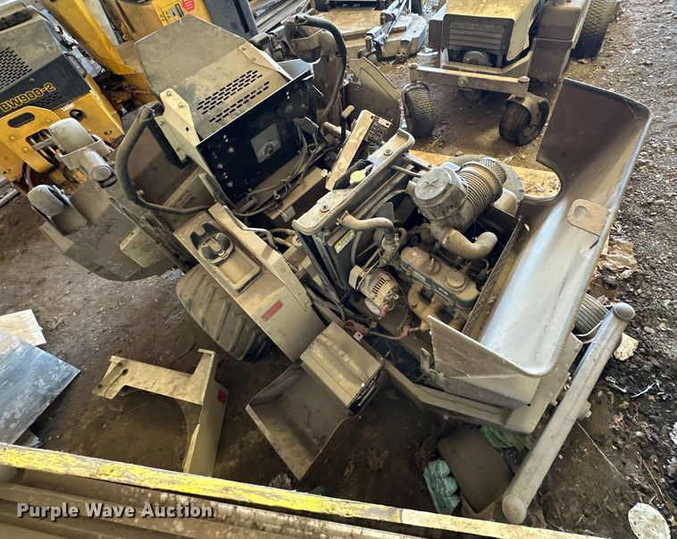 image for item NR9778 Grasshopper  722D ZTR lawn mower