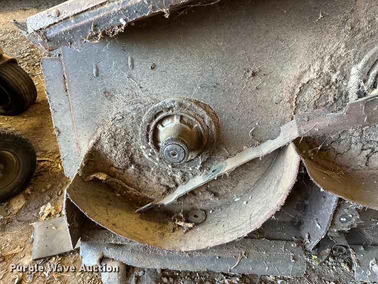 image for item NR9778 Grasshopper  722D ZTR lawn mower