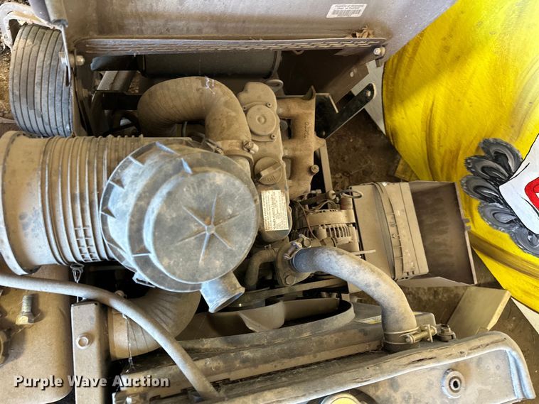 image for item NR9778 Grasshopper  722D ZTR lawn mower