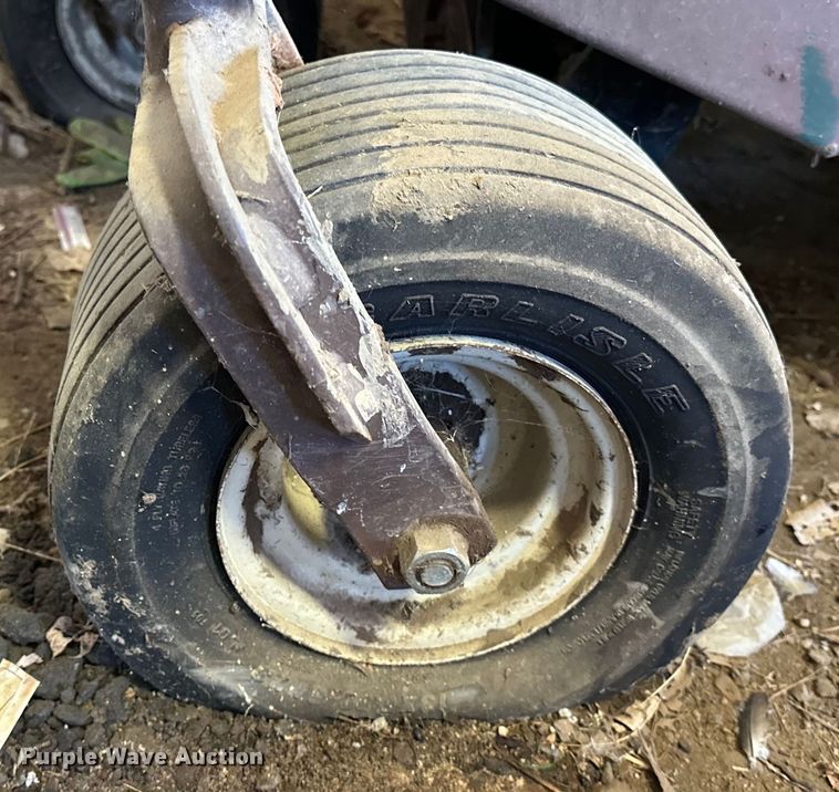 image for item NR9778 Grasshopper  722D ZTR lawn mower