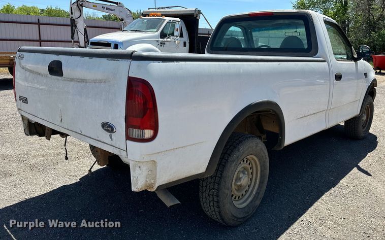 image for item NR9780 1999 Ford F150 pickup truck