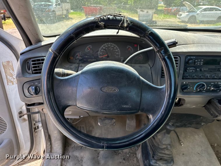 image for item NR9780 1999 Ford F150 pickup truck