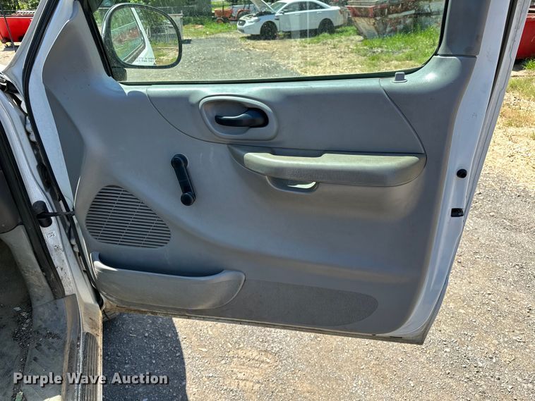 image for item NR9780 1999 Ford F150 pickup truck