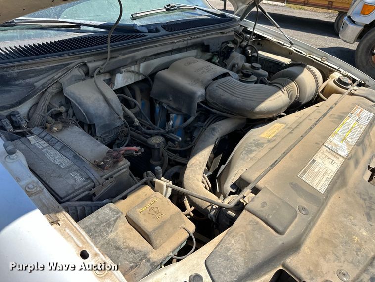 image for item NR9780 1999 Ford F150 pickup truck