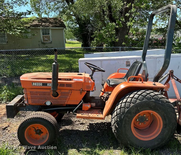 image for item NR9781 1981 Kubota B8200E lawn tractor