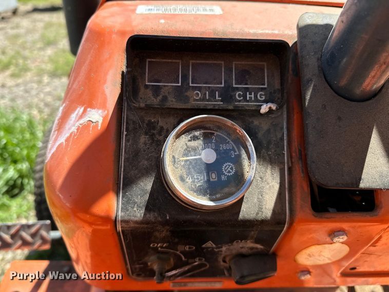 image for item NR9781 1981 Kubota B8200E lawn tractor