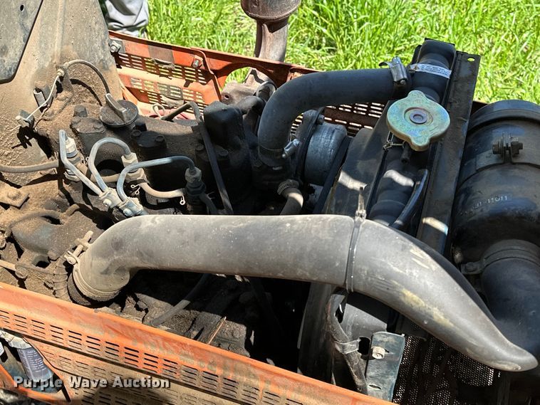 image for item NR9781 1981 Kubota B8200E lawn tractor