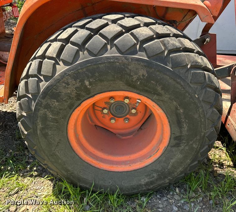 image for item NR9781 1981 Kubota B8200E lawn tractor