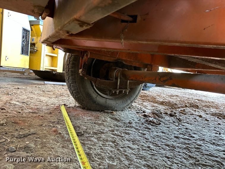 image for item NR9784 1994 Brush Bandit  200+ wood chipper