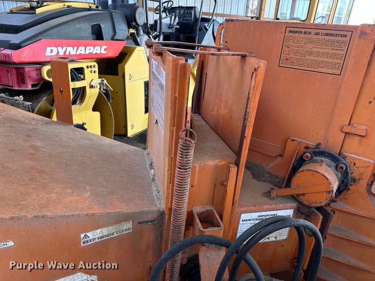 image for item NR9784 1994 Brush Bandit  200+ wood chipper