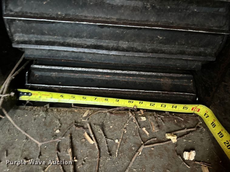 image for item NR9784 1994 Brush Bandit  200+ wood chipper