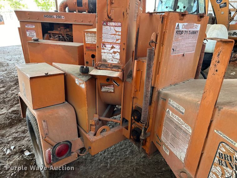 image for item NR9784 1994 Brush Bandit  200+ wood chipper