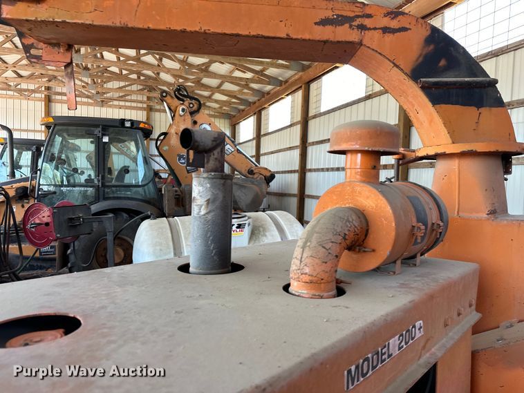 image for item NR9784 1994 Brush Bandit  200+ wood chipper