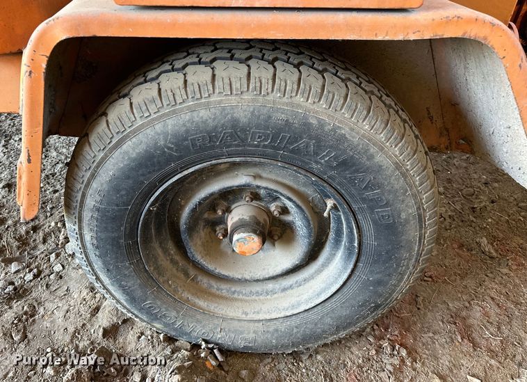 image for item NR9784 1994 Brush Bandit  200+ wood chipper