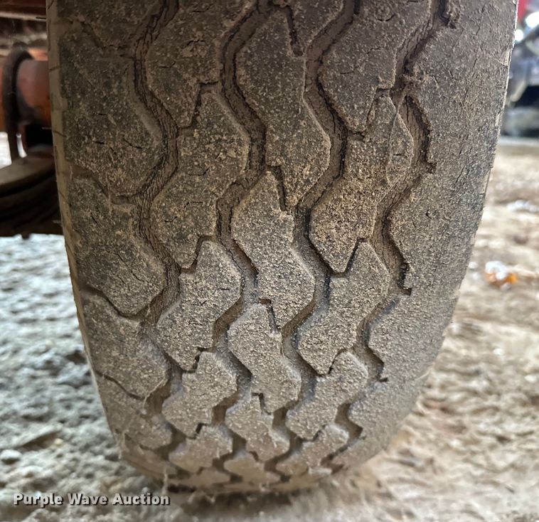 image for item NR9784 1994 Brush Bandit  200+ wood chipper