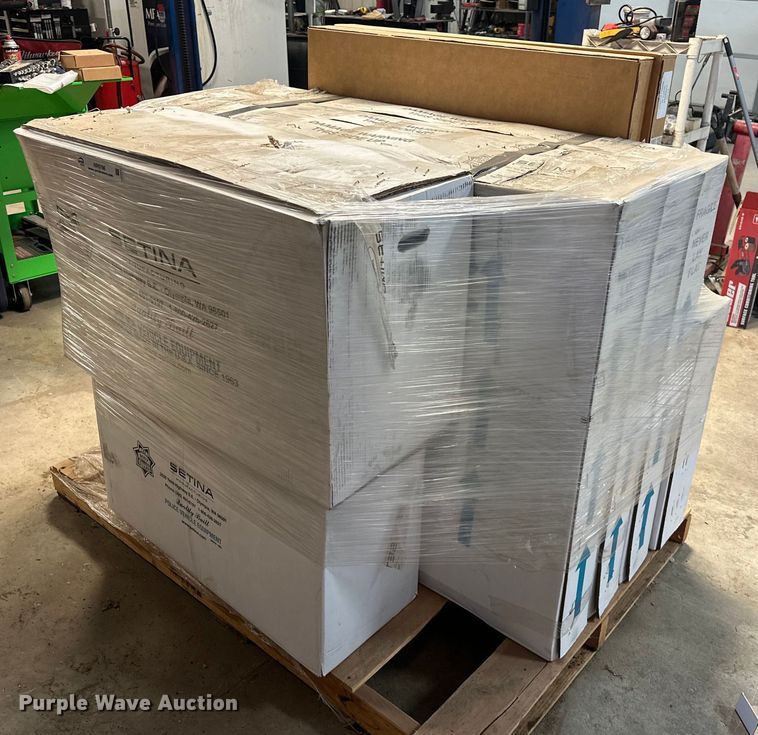 image for item NR9786 Emergency service equipment