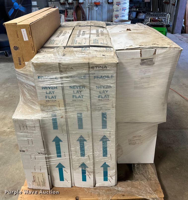 image for item NR9786 Emergency service equipment