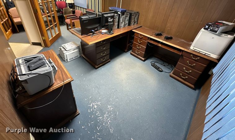 image for item NR9787 Office equipment 