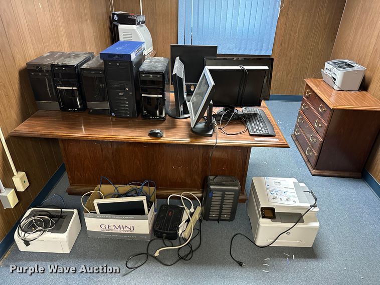 image for item NR9787 Office equipment 