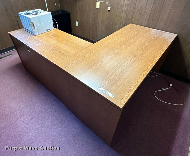 image for item NR9789 Office furniture 