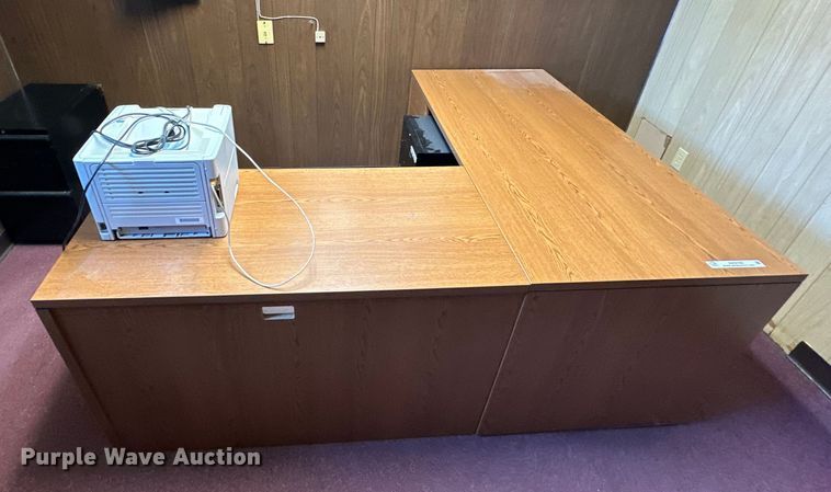 image for item NR9789 Office furniture 