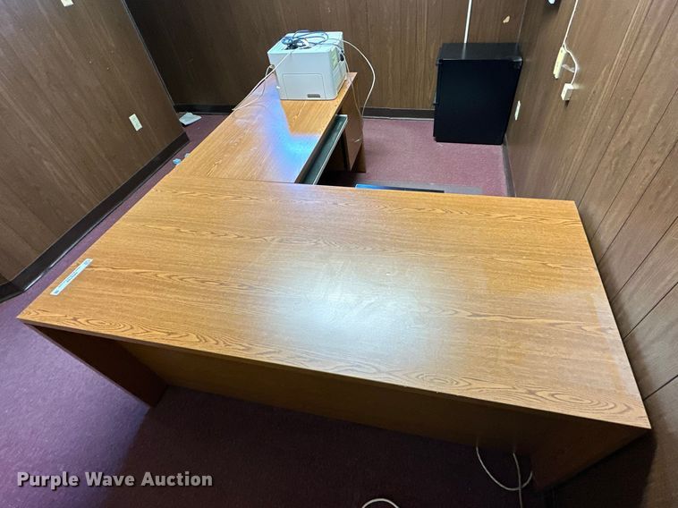 image for item NR9789 Office furniture 