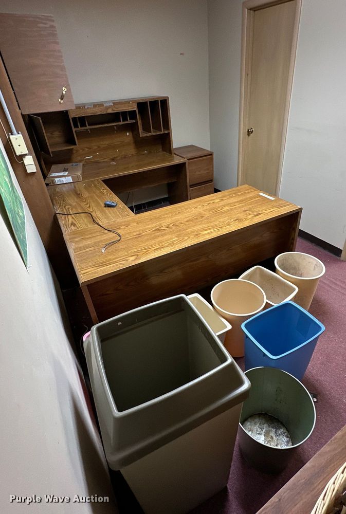 image for item NR9791 Office equipment 