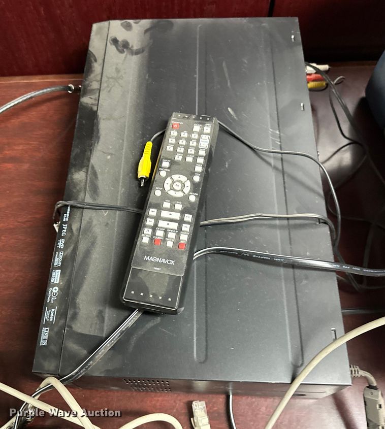 image for item NR9792 Office furniture 