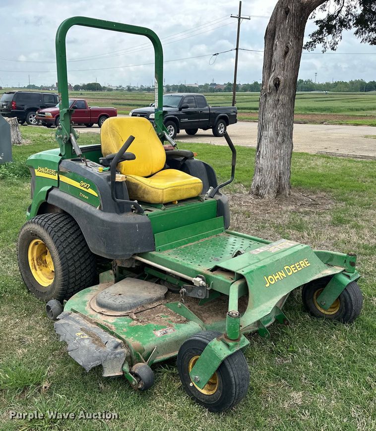 image for item NR9816 2009 John Deere 997 ZTrak ZTR lawn mower