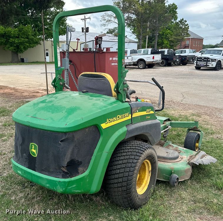 image for item NR9816 2009 John Deere 997 ZTrak ZTR lawn mower