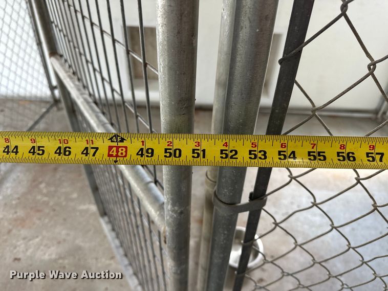 image for item NR9833 Dog kennels 