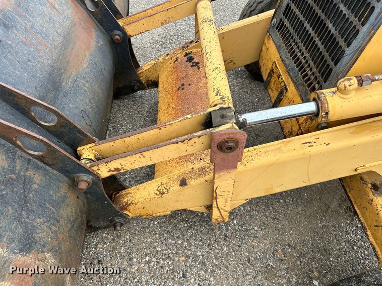 image for item NR9878 New Holland  575D backhoe