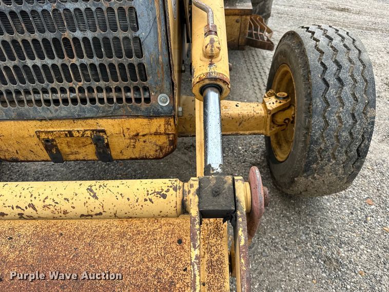 image for item NR9878 New Holland  575D backhoe