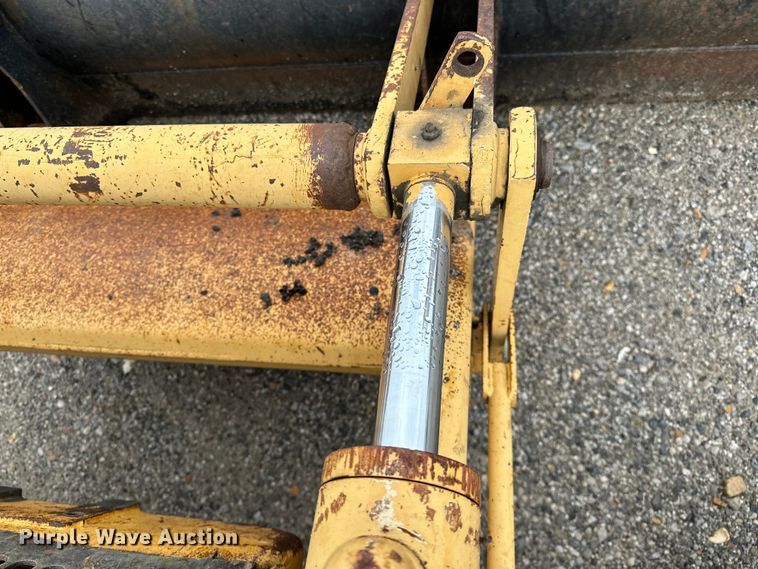 image for item NR9878 New Holland  575D backhoe