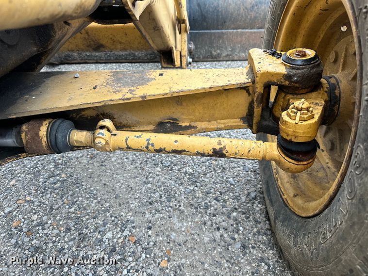 image for item NR9878 New Holland  575D backhoe