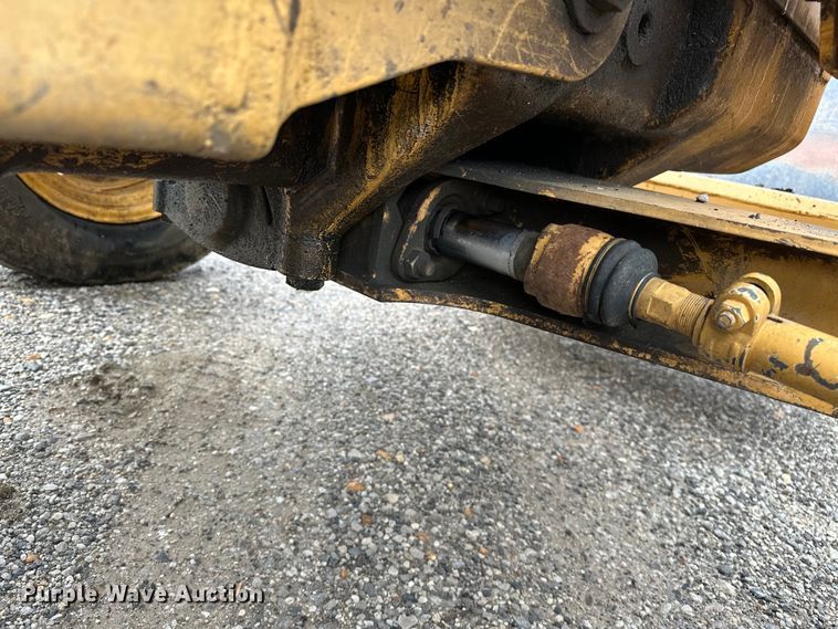 image for item NR9878 New Holland  575D backhoe