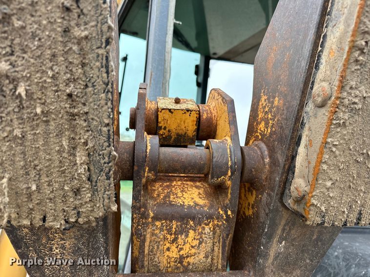 image for item NR9878 New Holland  575D backhoe