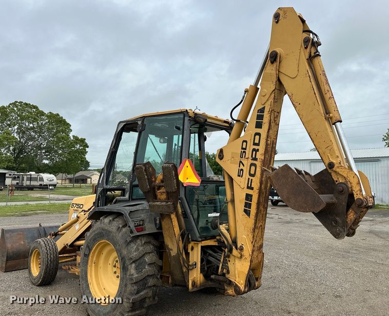 image for item NR9878 New Holland  575D backhoe
