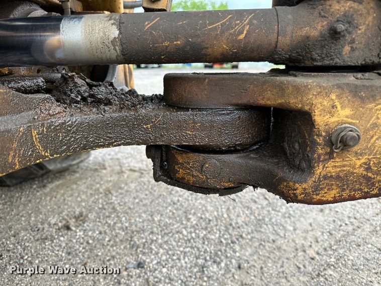 image for item NR9878 New Holland  575D backhoe