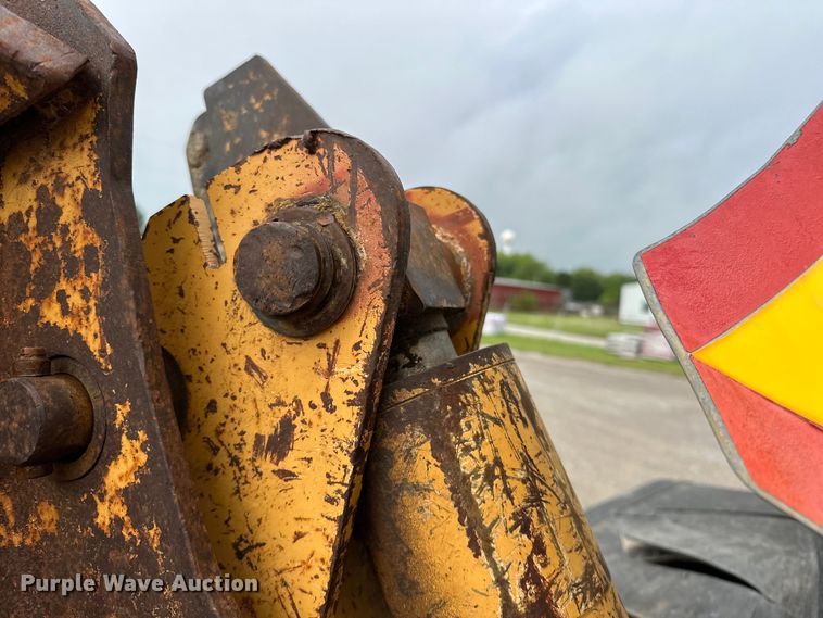 image for item NR9878 New Holland  575D backhoe