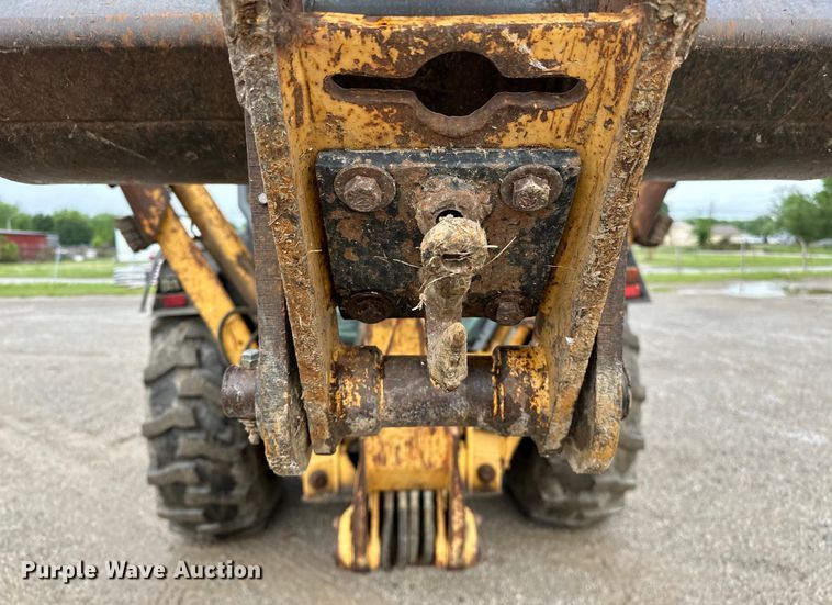 image for item NR9878 New Holland  575D backhoe