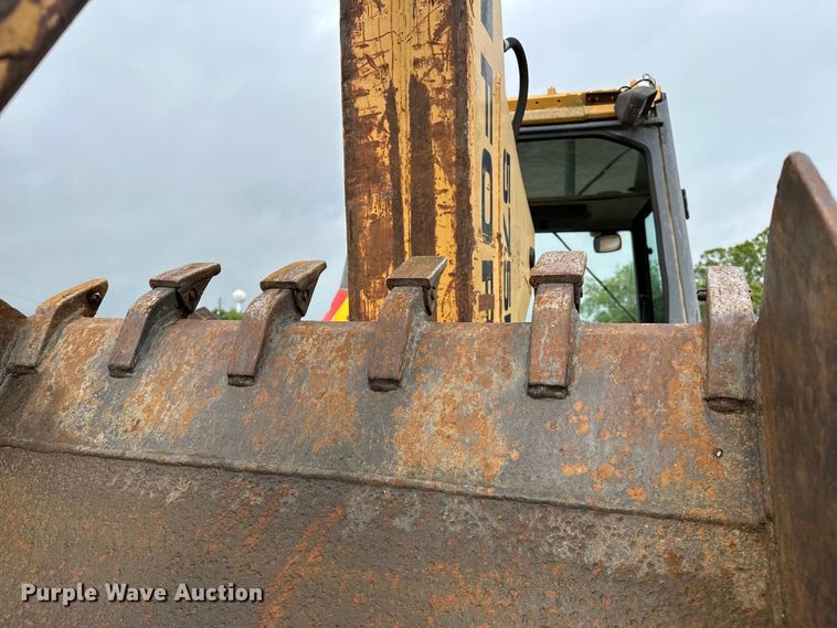 image for item NR9878 New Holland  575D backhoe