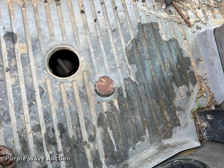 image for item NR9878 New Holland  575D backhoe