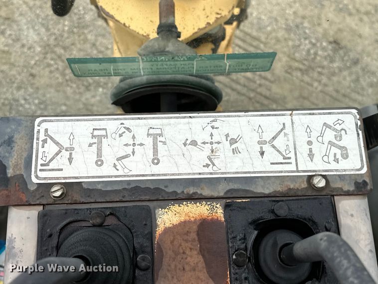 image for item NR9878 New Holland  575D backhoe