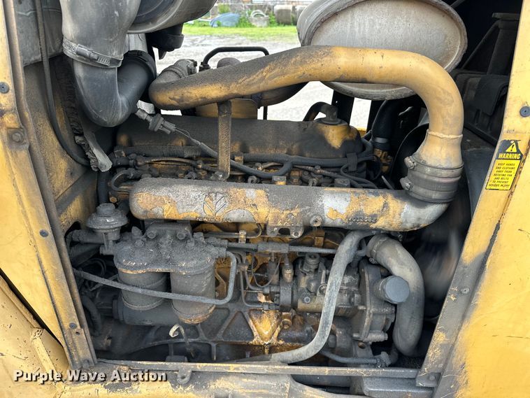 image for item NR9878 New Holland  575D backhoe