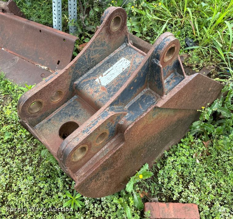 image for item NR9878 New Holland  575D backhoe