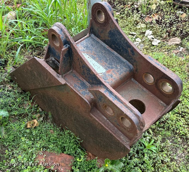 image for item NR9878 New Holland  575D backhoe